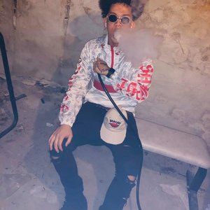 Meet your Posher, La antorcha